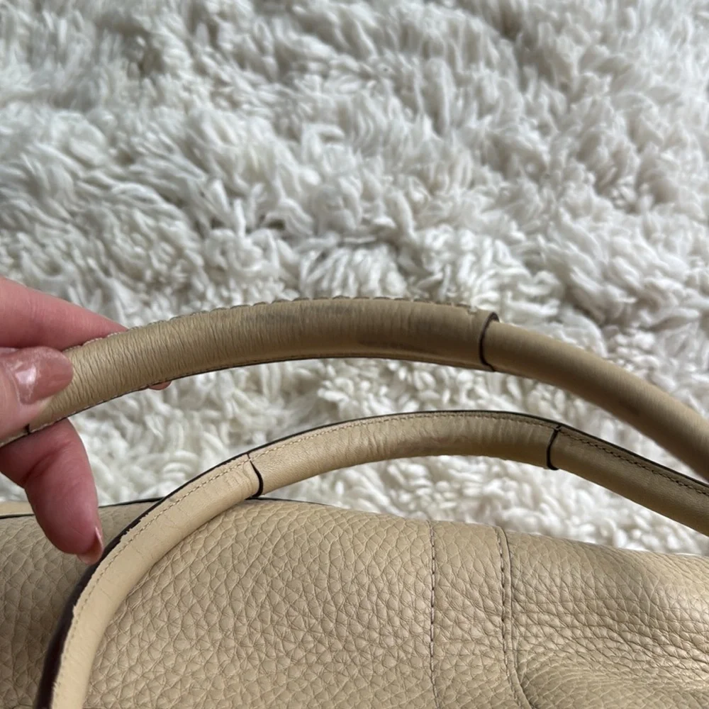 🆕 Coach Hamptons Satchel‎